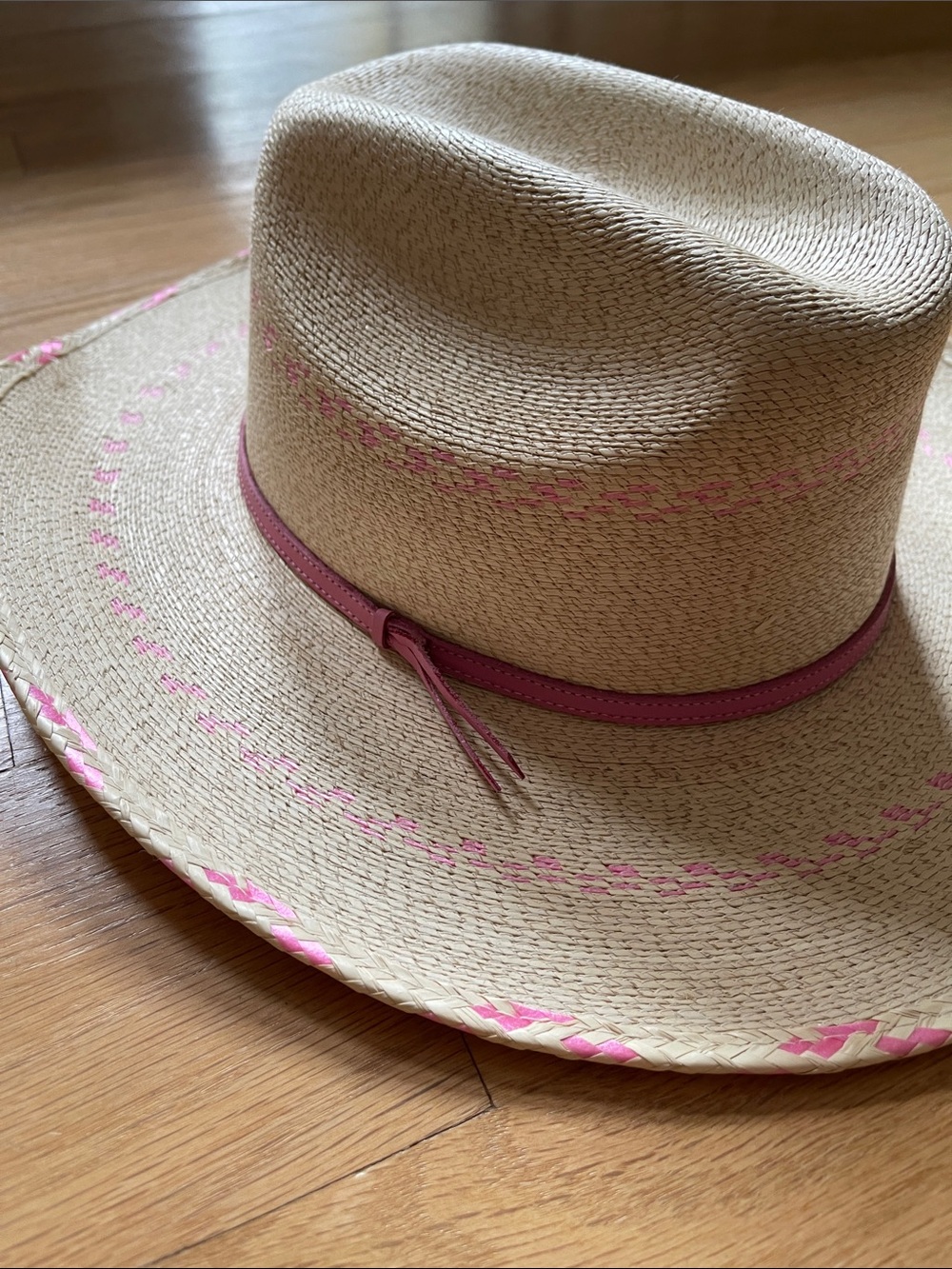 Cowgirl hat with pink accents